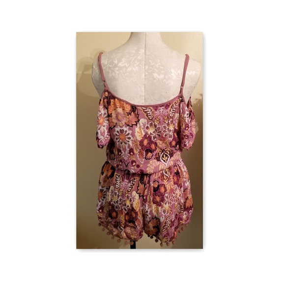 Band of Gypsies Cold Shoulder Pom Pom Romper - Picture 2 of 7